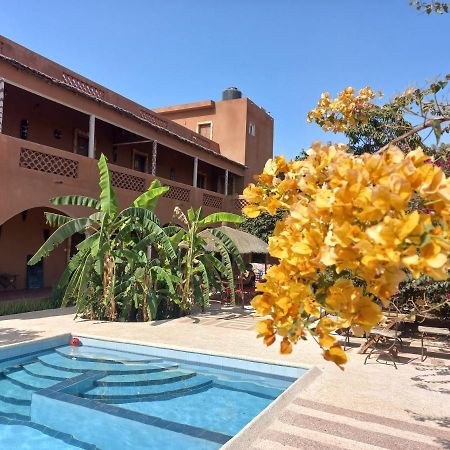 Begue Pokai Hostel Тубаб Диалау Екстериор снимка