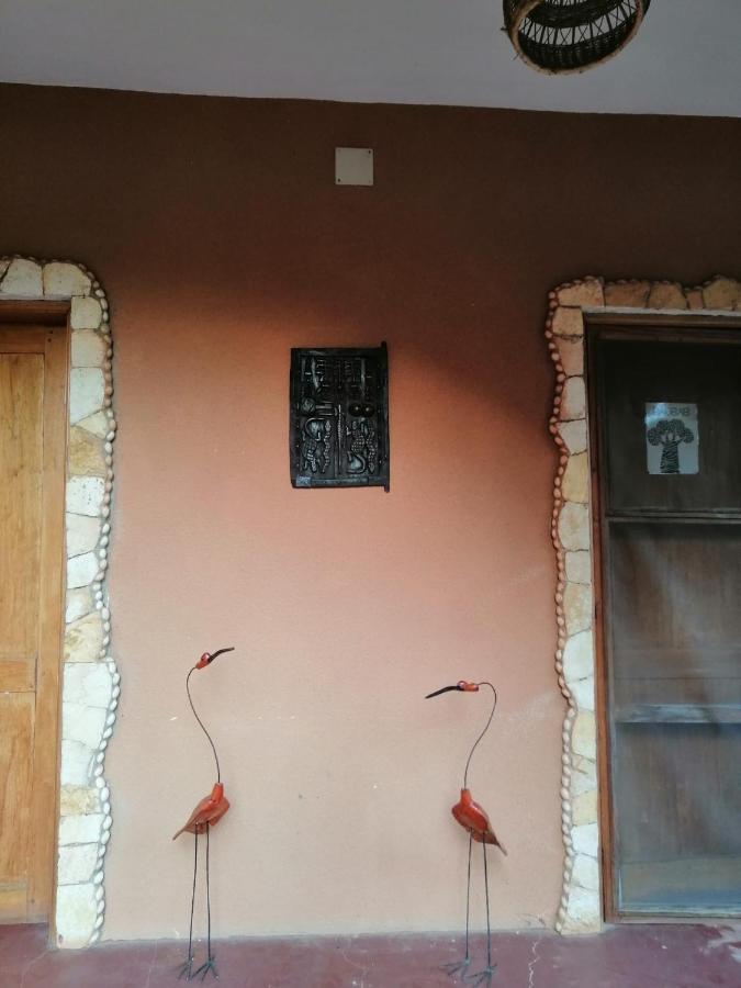 Begue Pokai Hostel Тубаб Диалау Екстериор снимка
